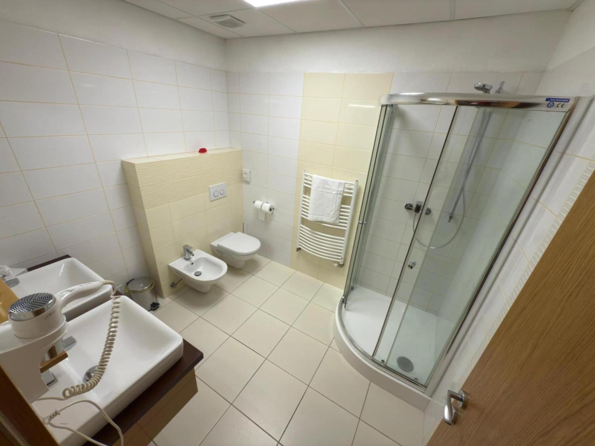 Penzion Siron Detva Exteriör bild